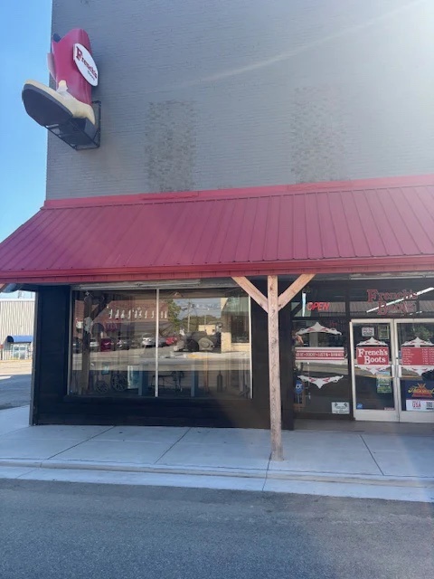 French’s Boots storefront in downtown Crossville